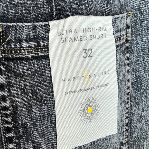 Happy x Nature Gray Denim Ultra Highrise Shorts Size 32 - Picture 5 of 6